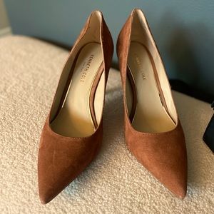 Kenneth Cole Romi Pump in Cognac
